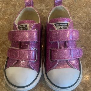 Toddler girl Converse